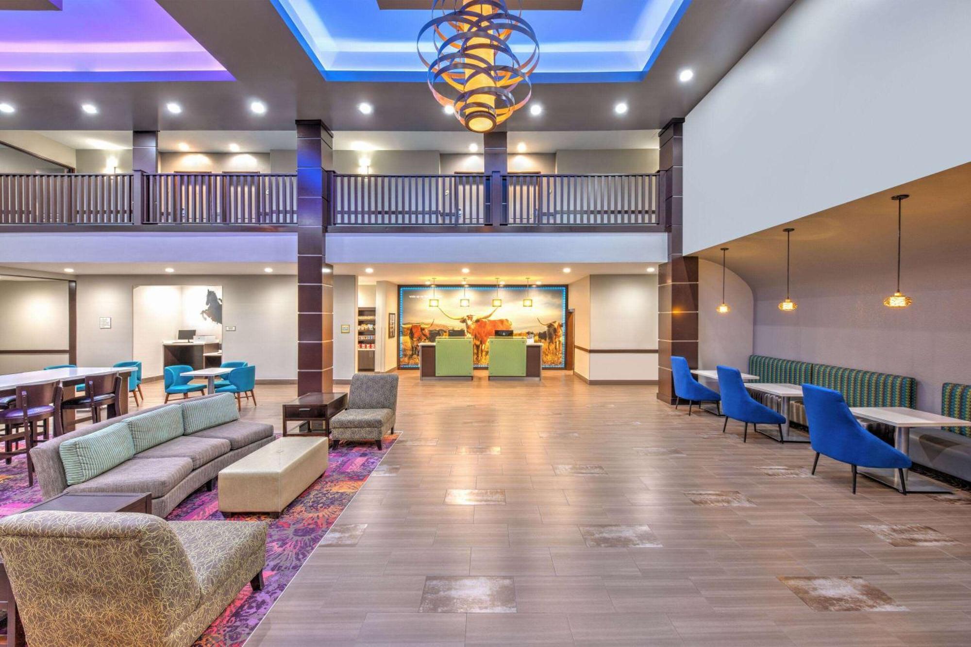 La Quinta By Wyndham Tyler - University Area Exterior photo